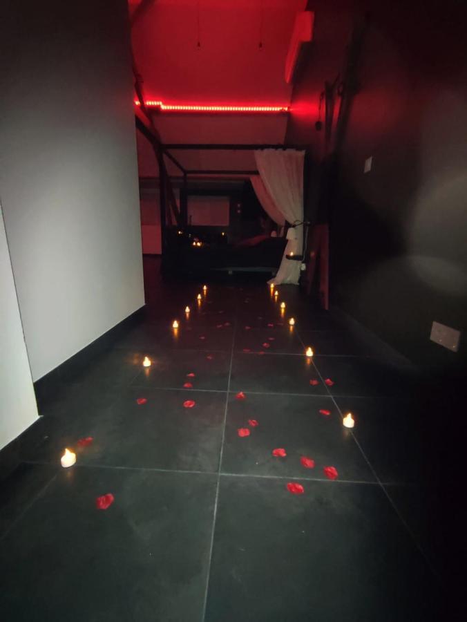 Love Room A Монтаржи Экстерьер фото